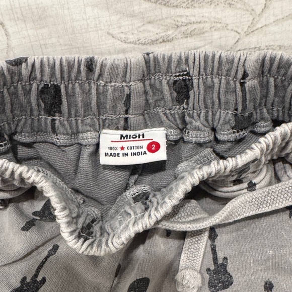 Gray Guitar Print Kids Shorts - Picture 3 of 3